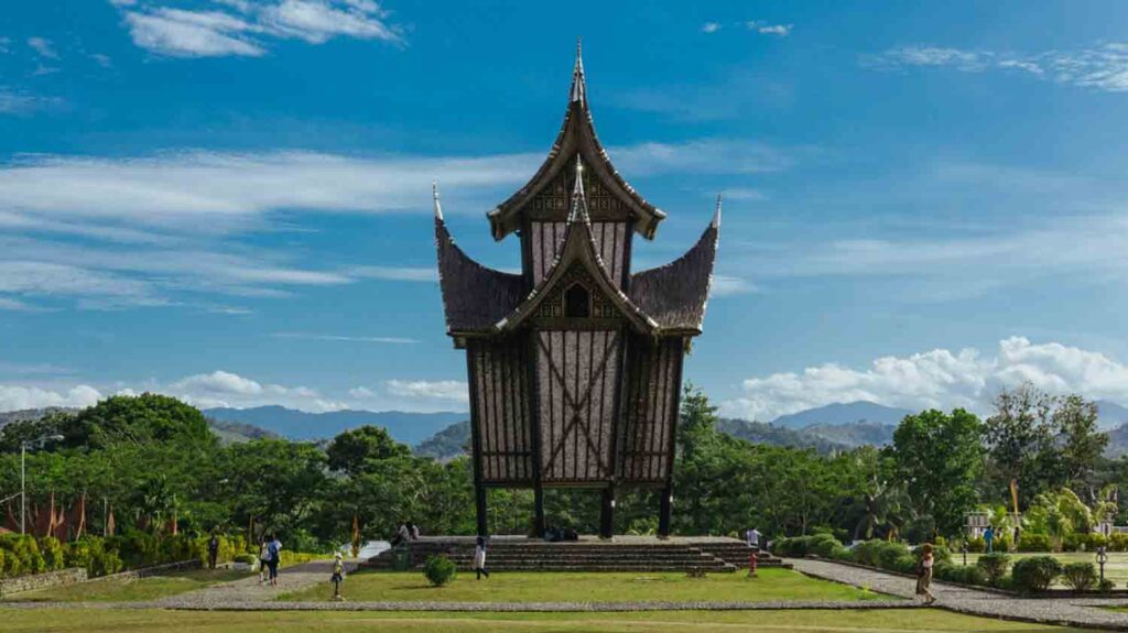 istana pagaruyung 7